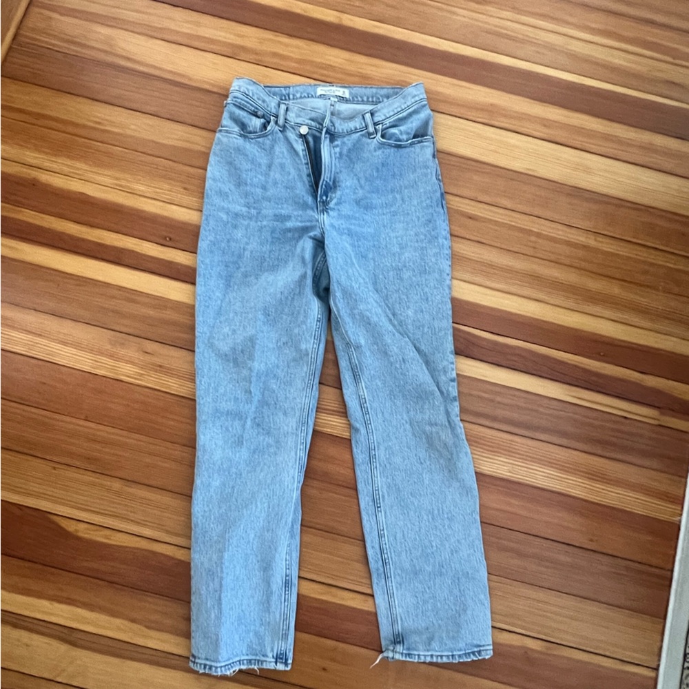 Abercrombie 90's Straight Ultra High Rise Denim